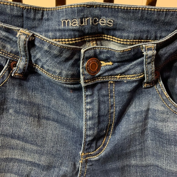 Slim bootcut light wash maurices classic jeans - Picture 3 of 7